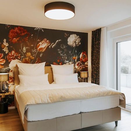BlumenRaum - Ferienwohnung In Карлсруе Екстер'єр фото