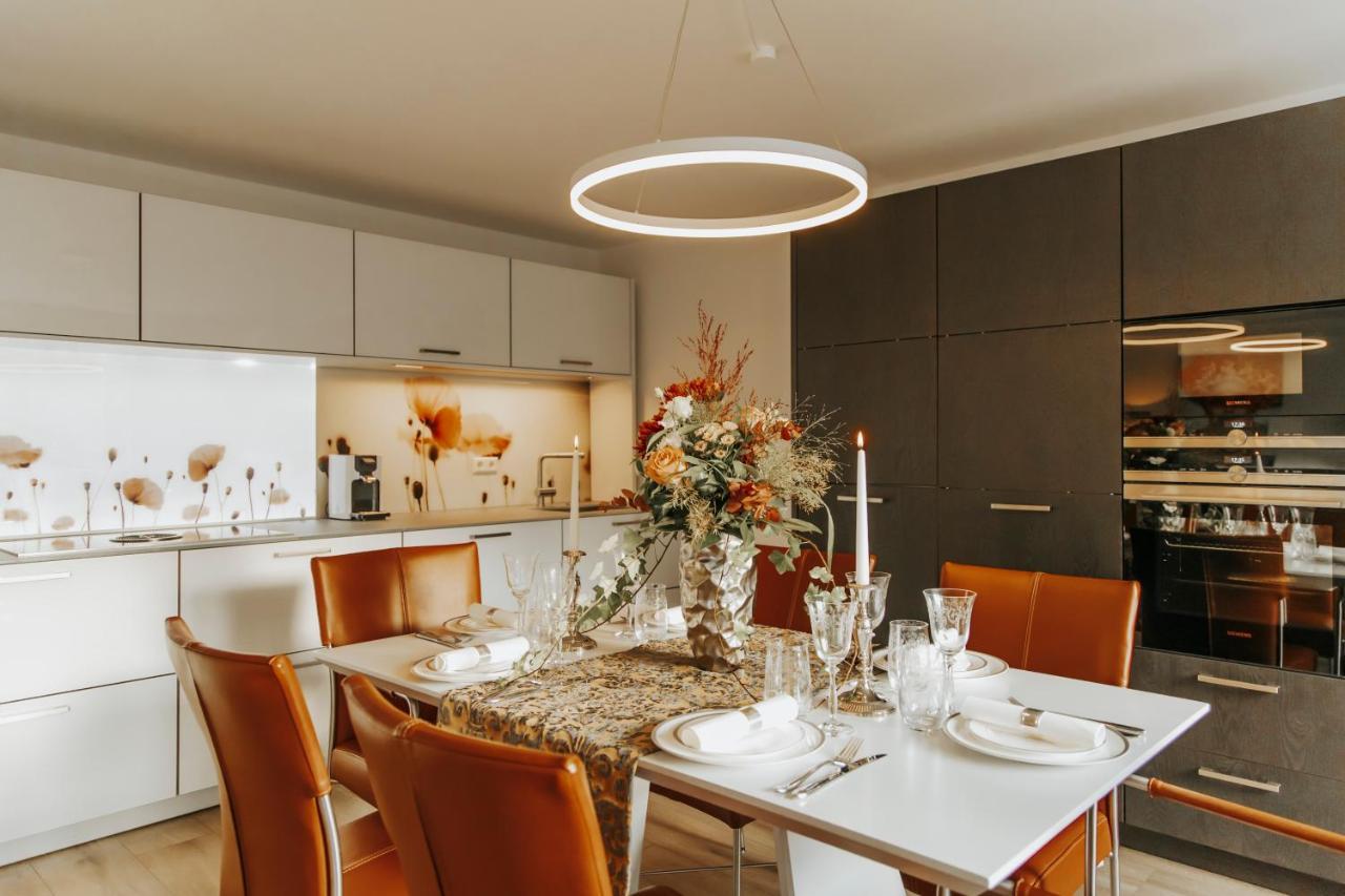BlumenRaum - Ferienwohnung In Карлсруе Екстер'єр фото