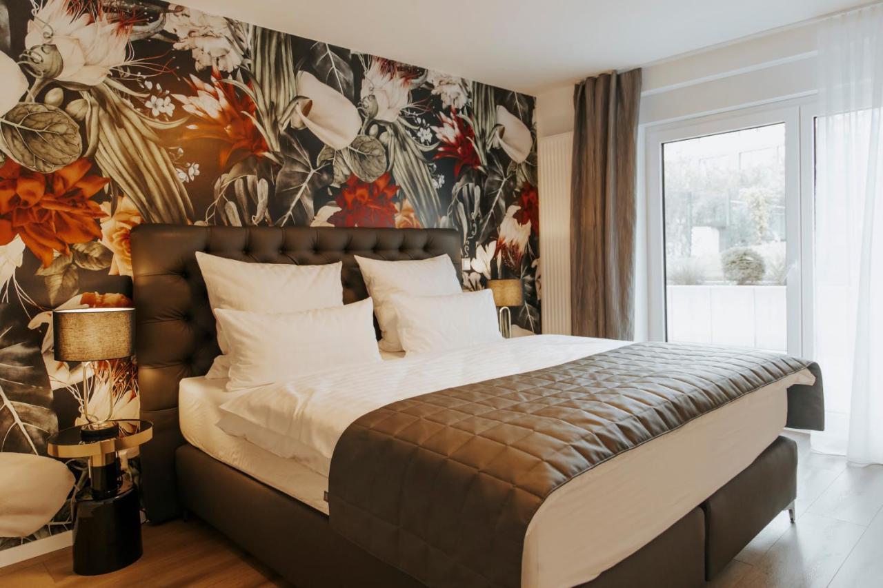 BlumenRaum - Ferienwohnung In Карлсруе Екстер'єр фото
